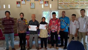 Realisasikan BLT-DD Ke 15 KPM, Ini Pesan Kakon Bandar Sukabumi Kepada Warganya