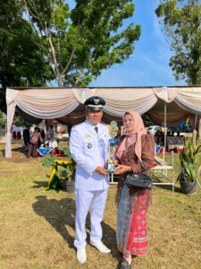 Moment Peringatan HUT RI Ke-80, Pekon Bandar Suka Bumi Sabet Piala Juara Terbaik Satu
